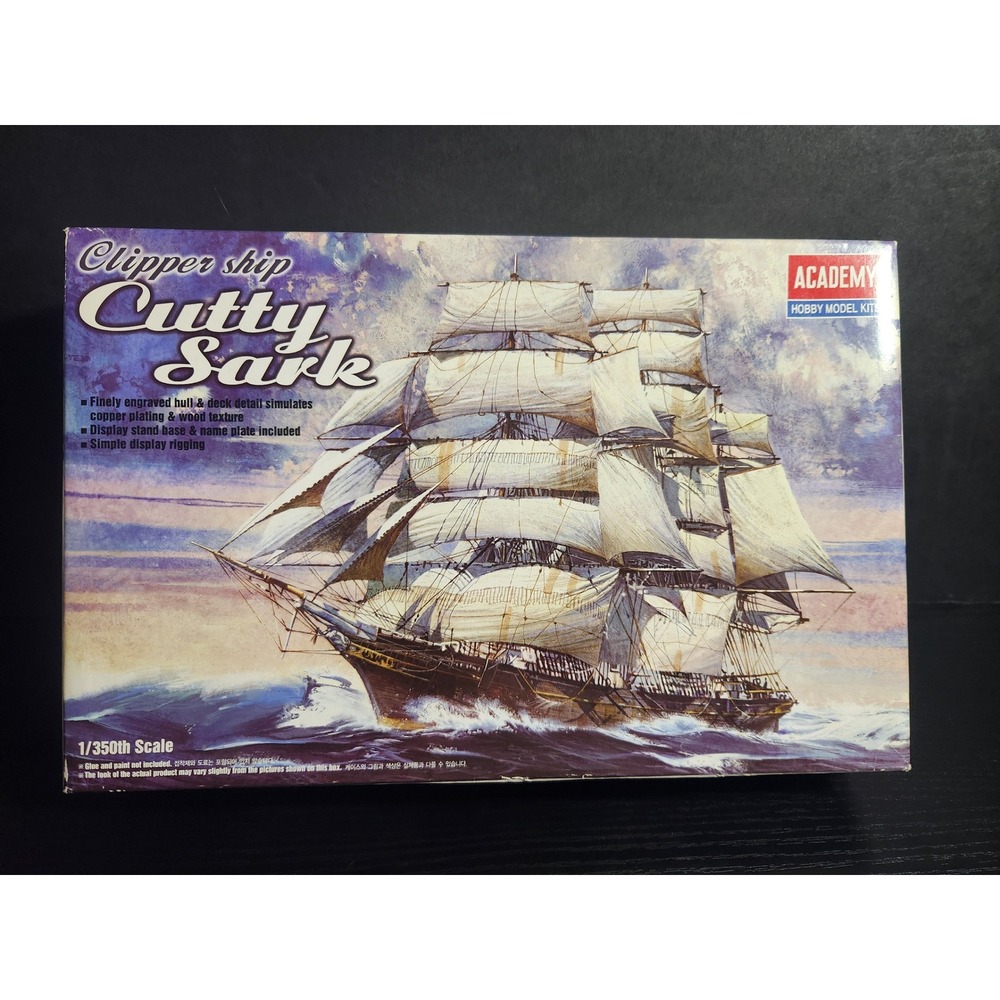 Academy 1/350 Scale Clipper Ship Cutty Sark Hobby Model Kit‎ 1406 Plastic Ship